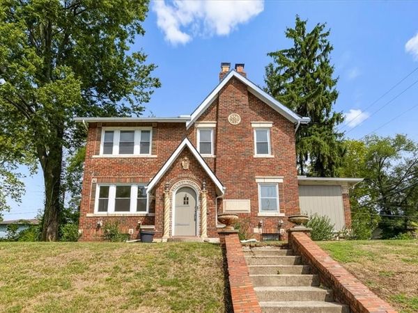7343 Forest Avenue, Kansas City, MO 64131