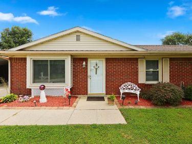 809 Pocahontas Trail, Georgetown, KY 40324
