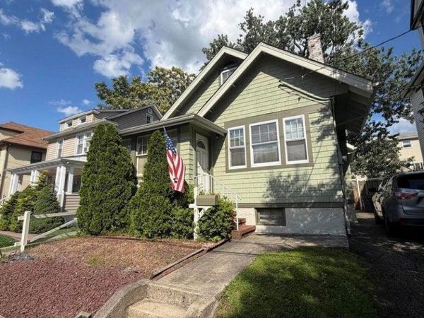 215 Demorest Avenue , Staten Island, NY 10314