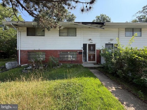 1025 CARRINGTON AVENUE , CAPITOL HEIGHTS, MD 20743