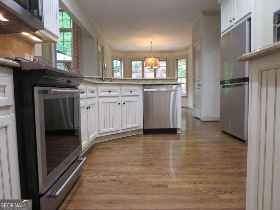 Property Image 37