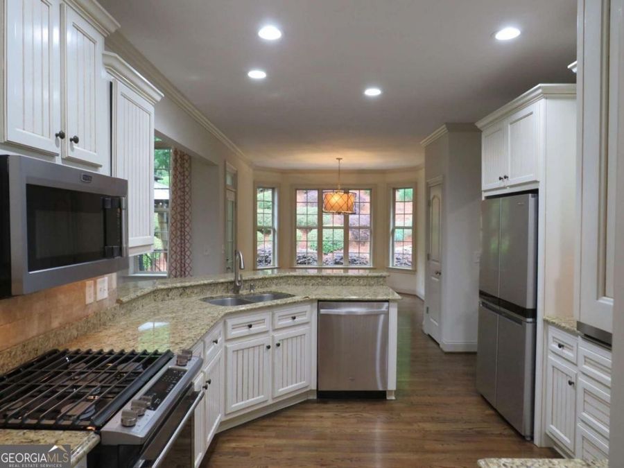 Property Image 38