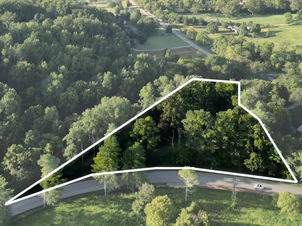 2044 Darks Mill Rd , Columbia, TN 38401