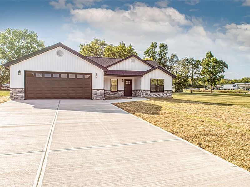 19 Lakengren Drive, Eaton, OH 45320 Photo 39