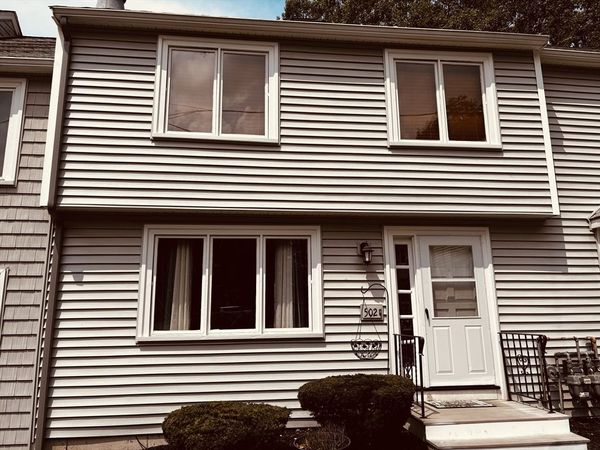 502 Cardinal Ln, Unit 502, Tyngsborough, MA 01879