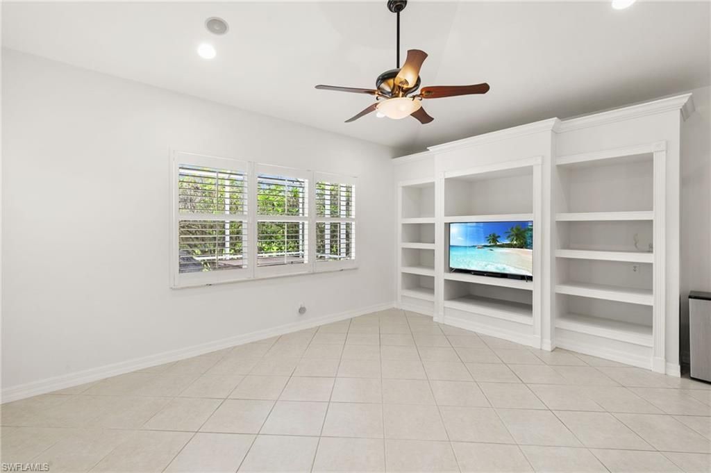 3917 Fabienne Ct , Naples, FL 34109 Photo