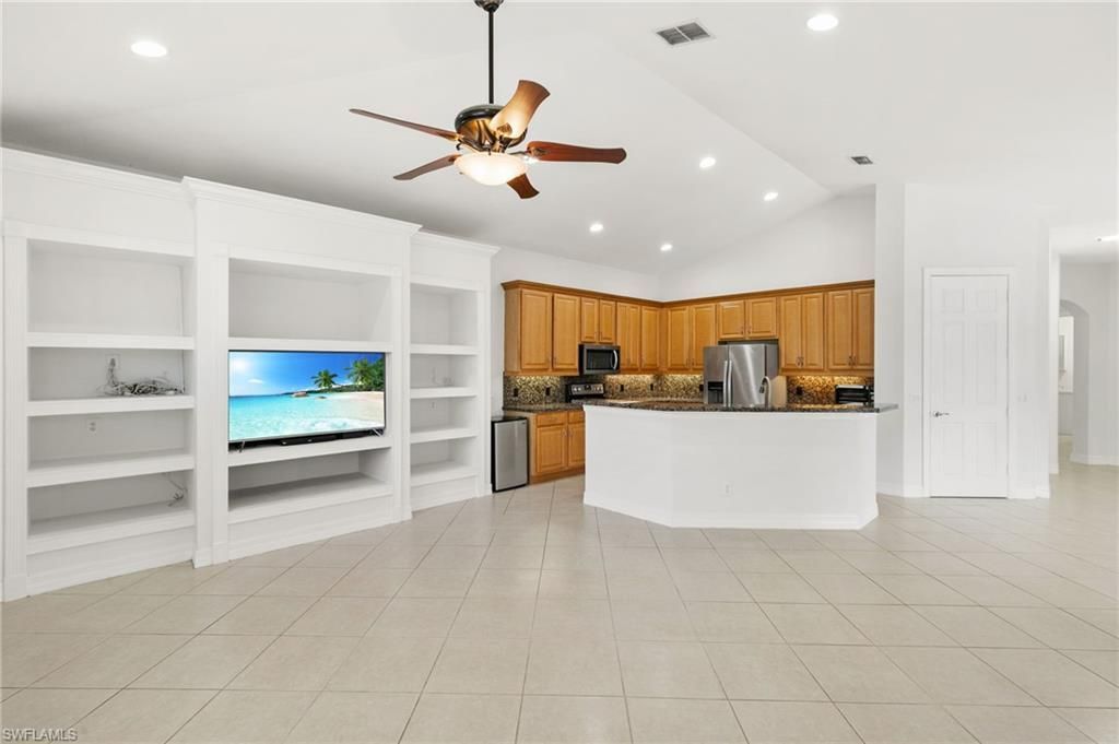3917 Fabienne Ct , Naples, FL 34109 Photo