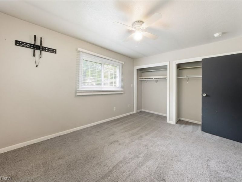 25811 Water Street, Olmsted Falls, OH 44138 Photo 17