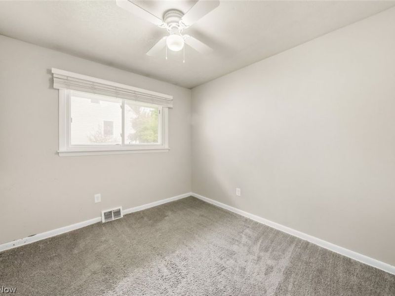 25811 Water Street, Olmsted Falls, OH 44138 Photo 19