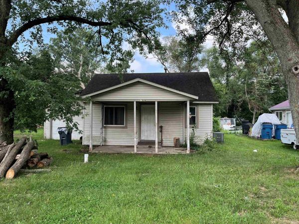 57999 Ellis Street, Elkhart, IN 46516