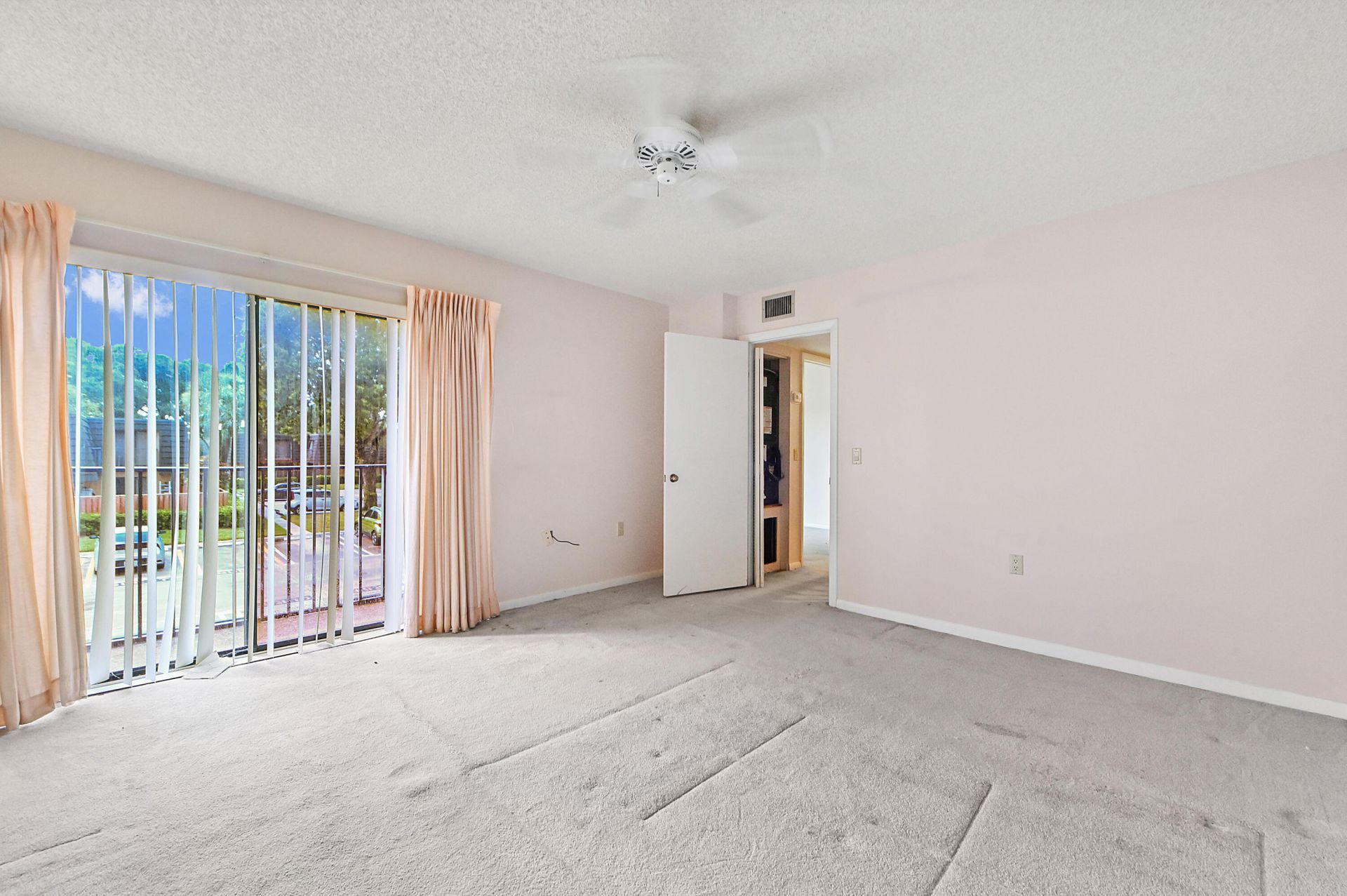 1731 17th Way, West Palm Beach, FL 33407 Photo
