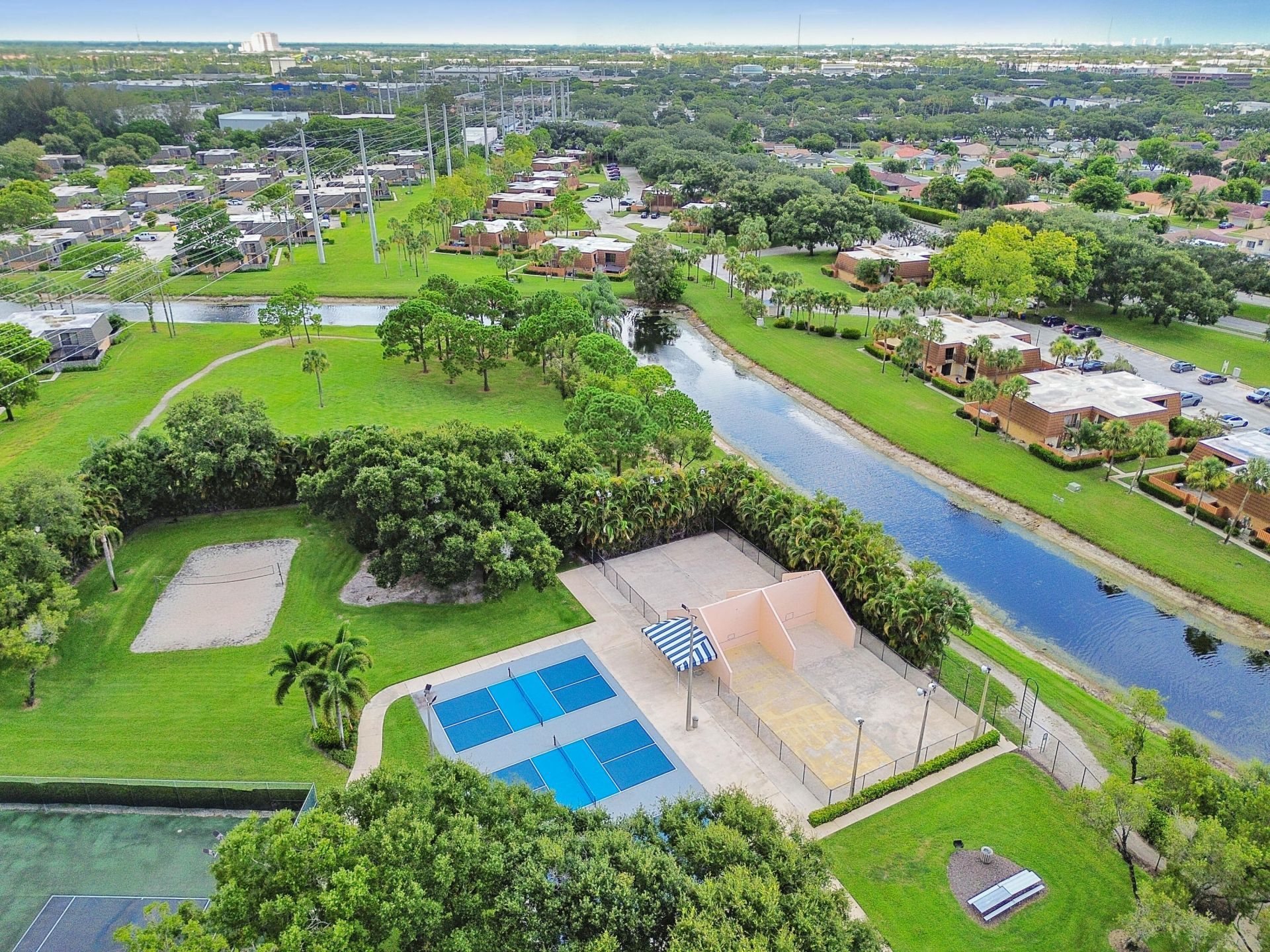 1731 17th Way, West Palm Beach, FL 33407 Photo