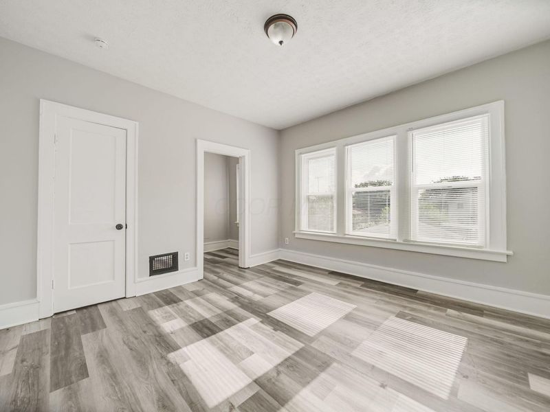 2316 Ontario Street , Columbus, OH 43211 Photo 34