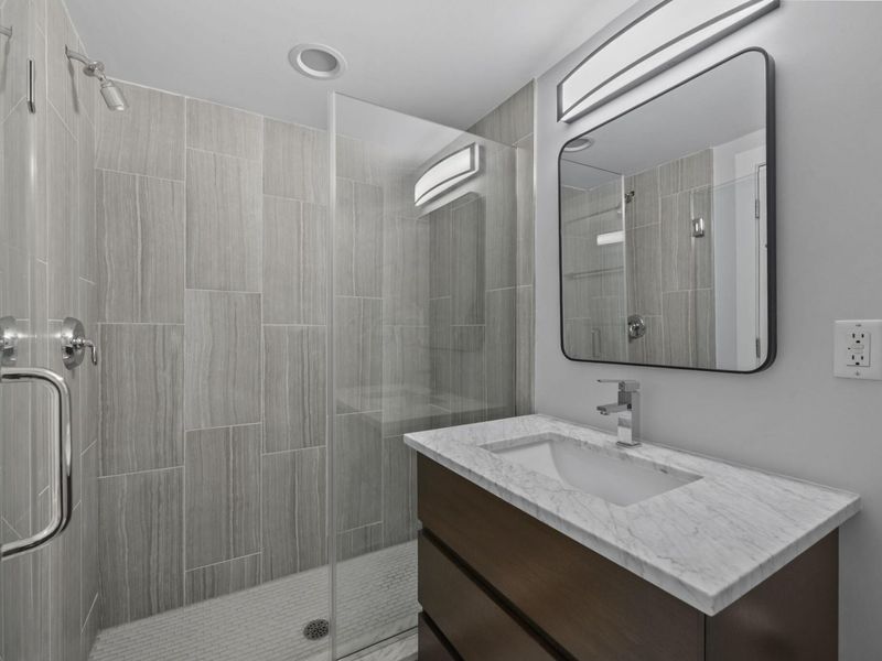 367 Auden Avenue , Unit 302, Columbus, OH 43215 Photo 9