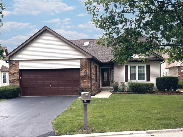 21070 W Hazelnut Lane , Plainfield, IL 60544
