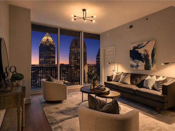 1080 Peachtree Street NE, Unit 3215, Atlanta, GA 30309