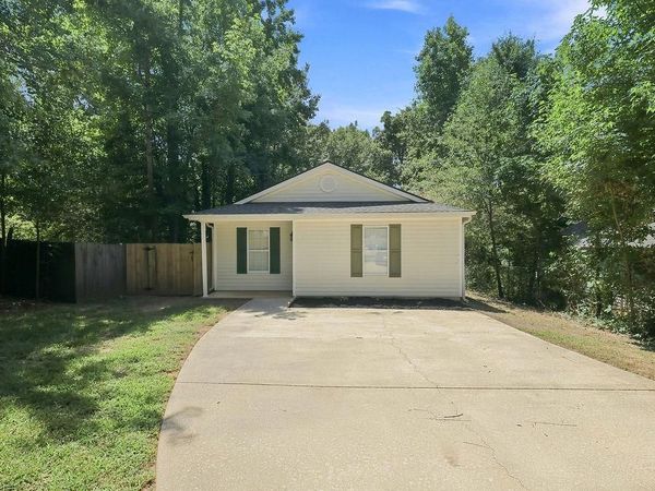 9185 HORSESHOE BND, Gainesville, GA 30506
