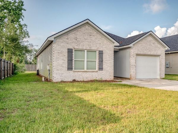 8543 Clarke Road, Mobile, AL 36695