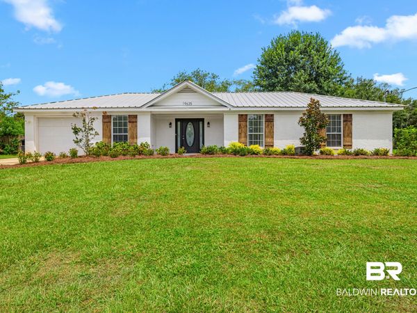19635 Coral Ln, Robertsdale, AL 36567