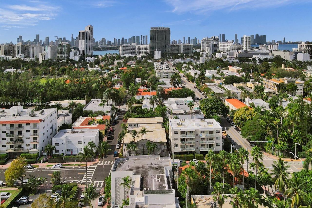 717 Espanola Way , Unit 204, Miami Beach, FL 33139 Photo