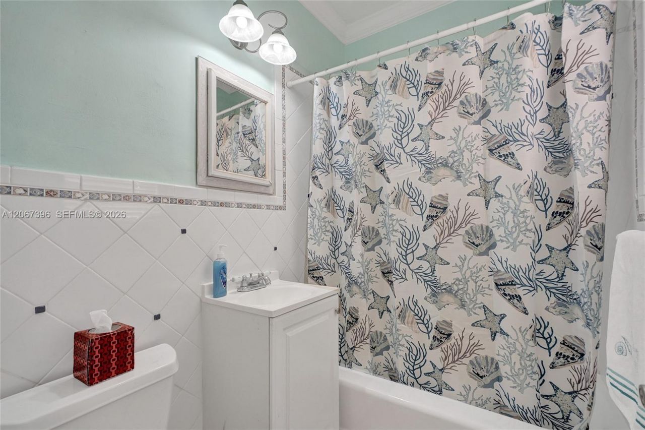 717 Espanola Way , Unit 204, Miami Beach, FL 33139 Photo