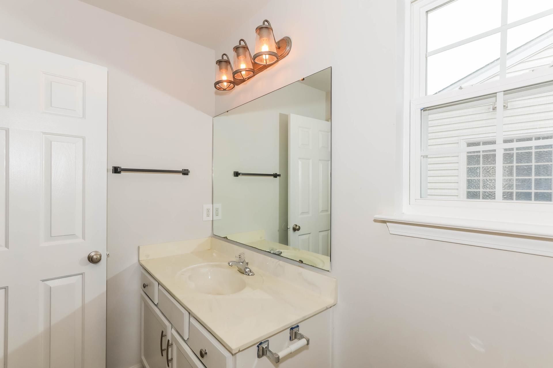 7044 Birnamwood Ct. Photo 12