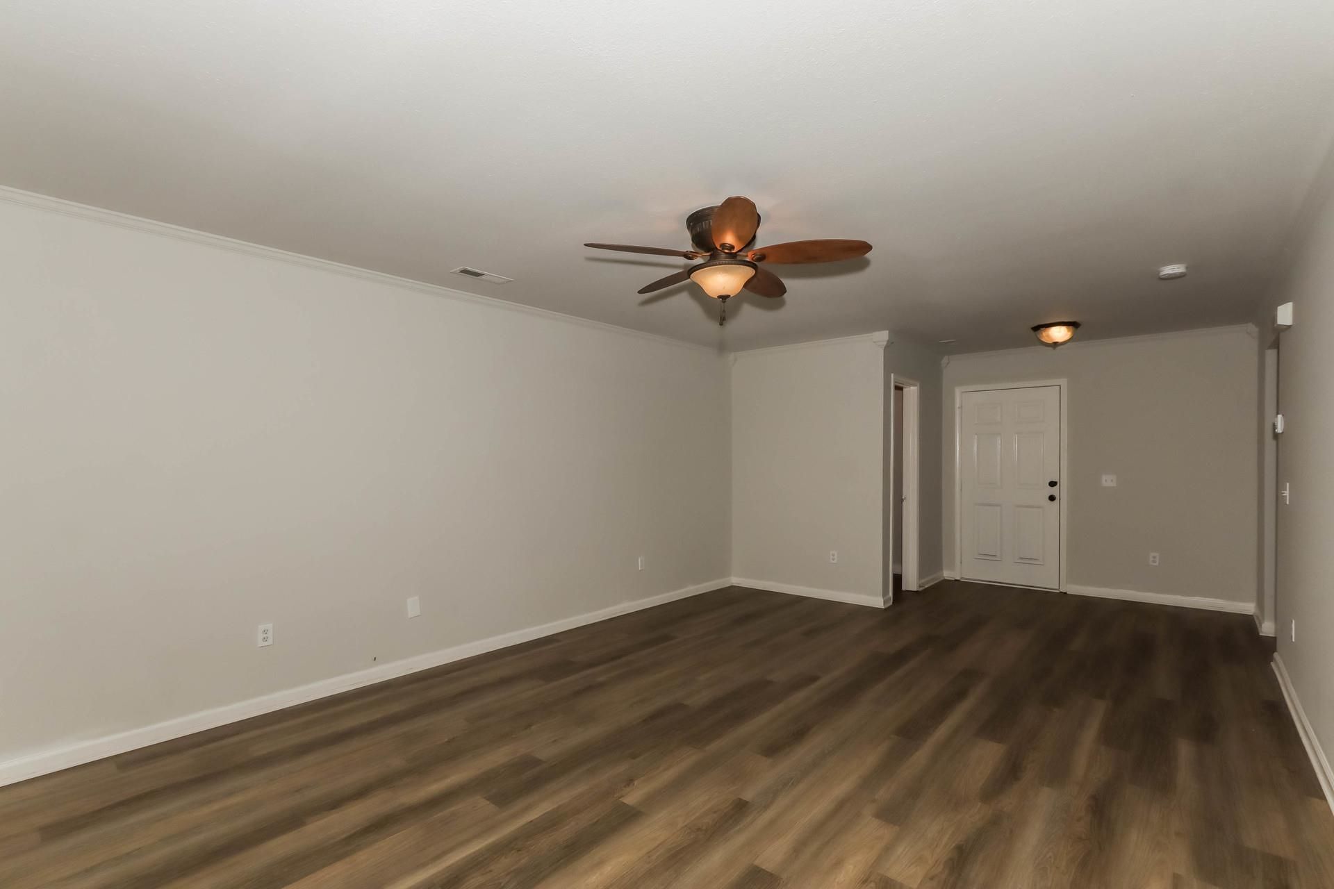 7044 Birnamwood Ct. Photo 13