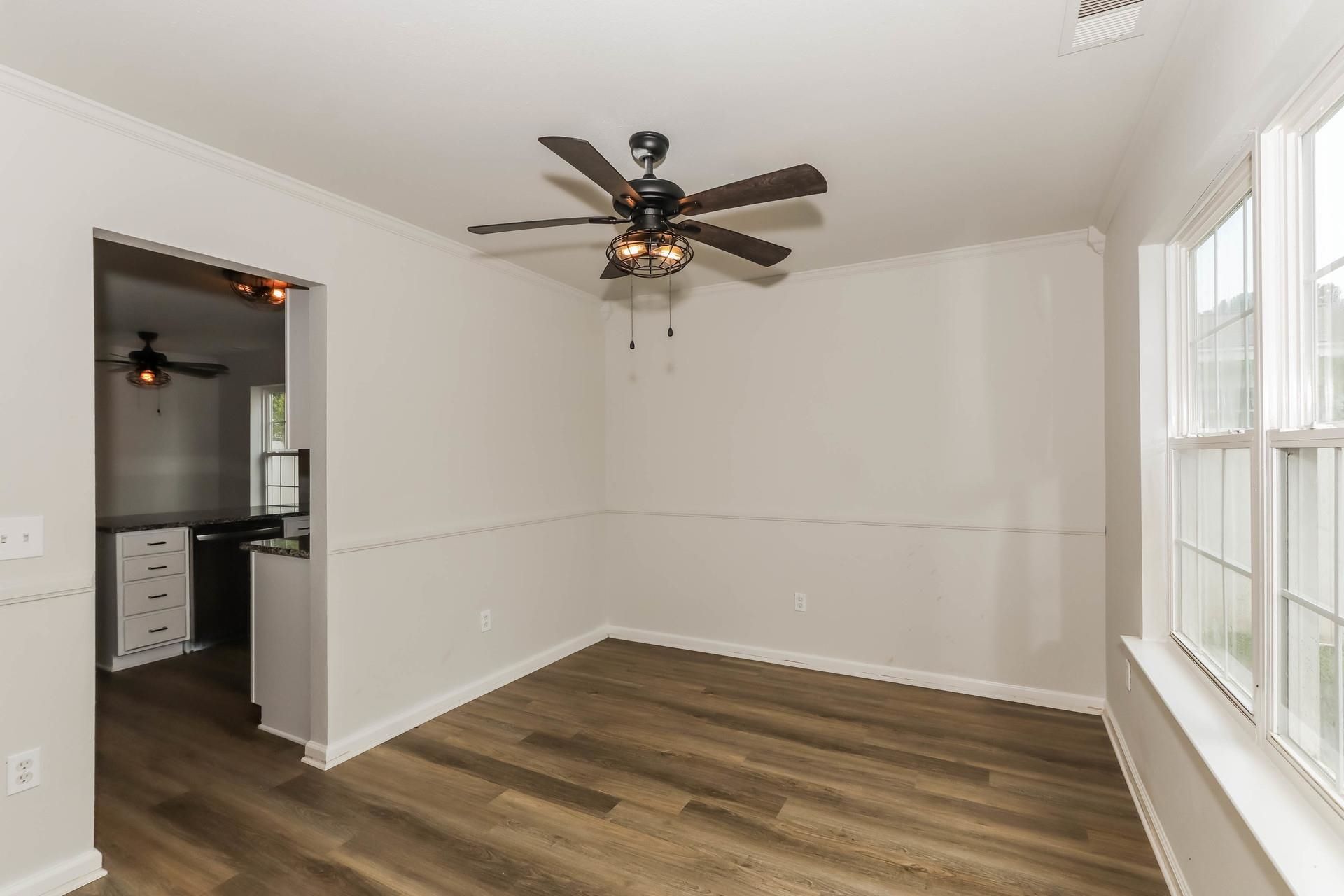 7044 Birnamwood Ct. Photo 6