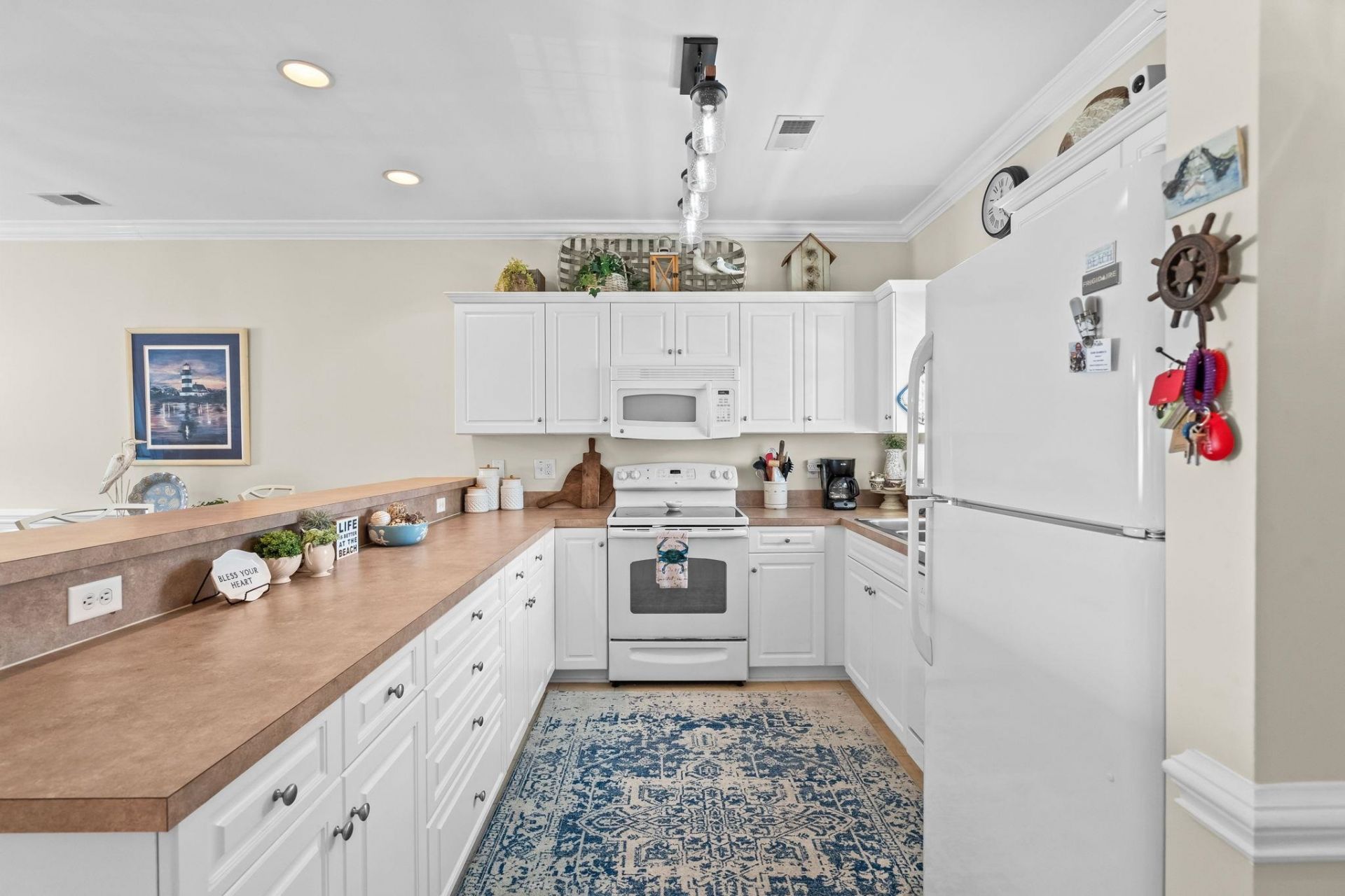4136 Hibiscus Dr. Photo 8