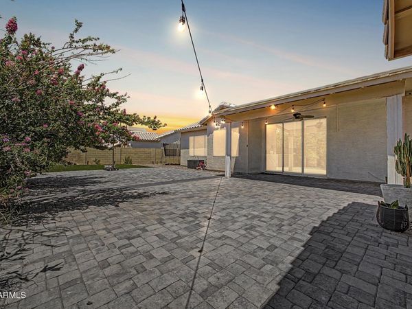 602 S NEELY Street, Gilbert, AZ 85233