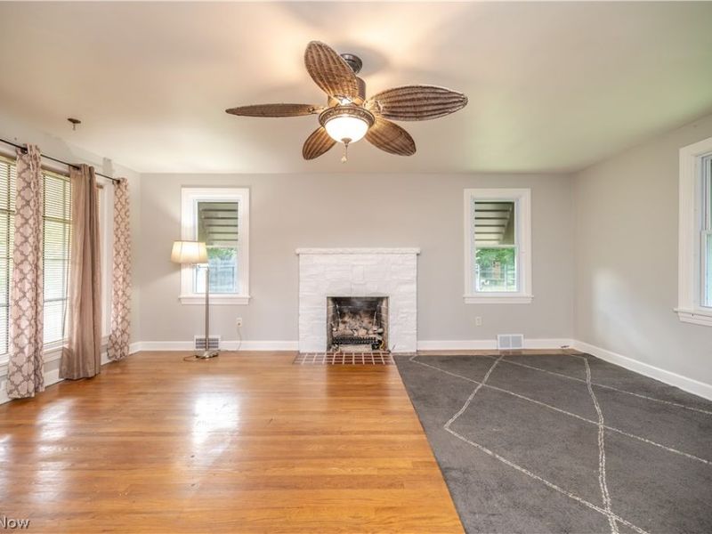 110 S Hazelwood Avenue , Youngstown, OH 44509 Photo 13