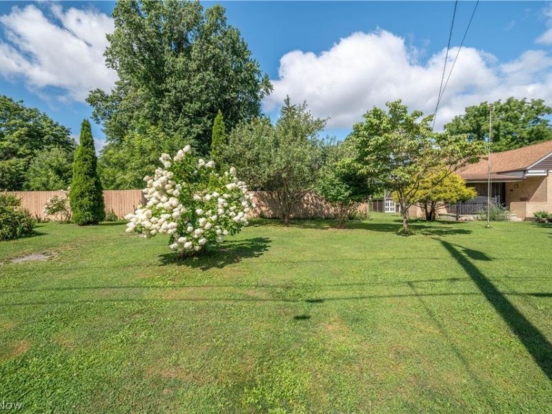 110 S Hazelwood Avenue , Youngstown, OH 44509 Photo 40