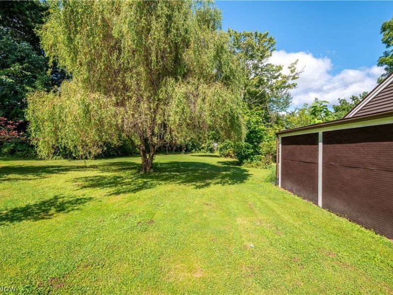 110 S Hazelwood Avenue , Youngstown, OH 44509 Photo 7