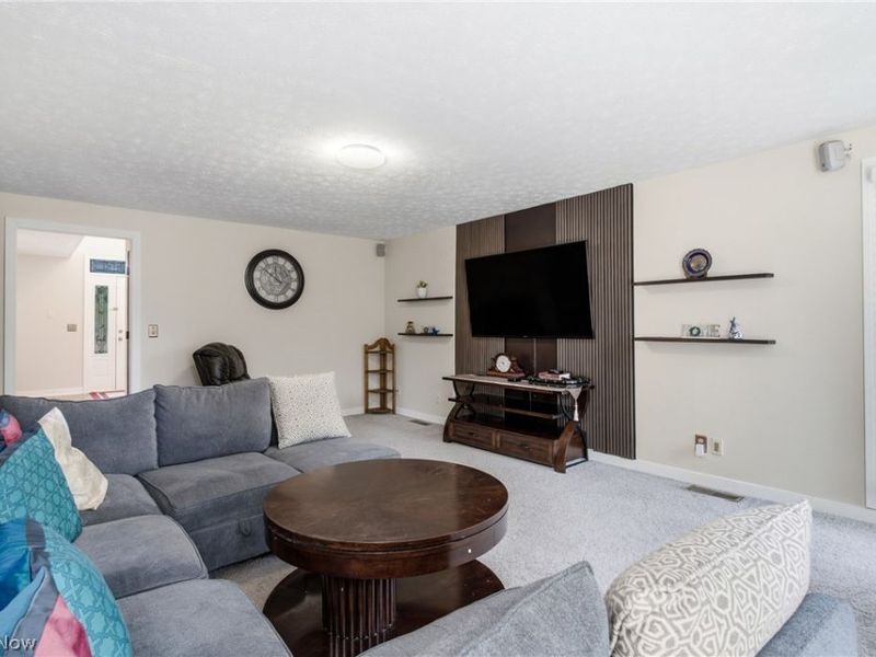 33541 Seneca Drive, Solon, OH 44139 Photo 8