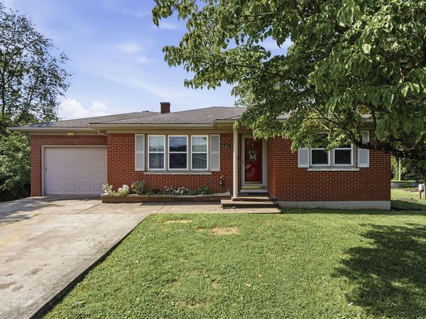 4683 Hodgenville Road , Greensburg, KY 42743