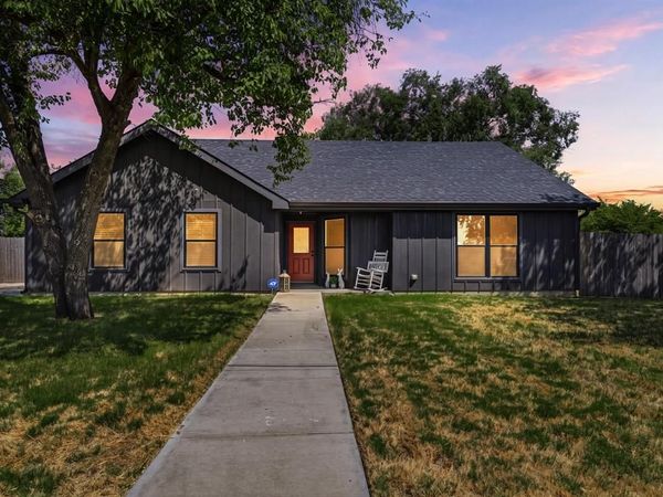 100 Hoover Avenue, Whitney, TX 76692
