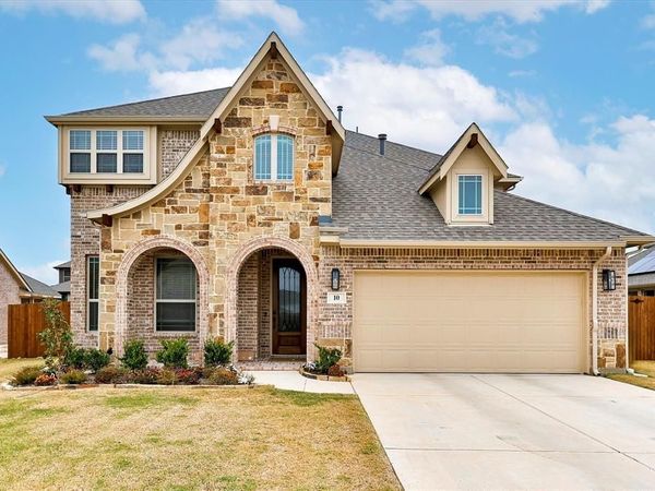 10 Covey Lane , Sanger, TX 76266