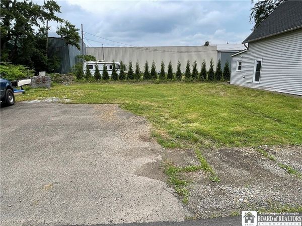 10 Venice Street, Celoron, NY 14720