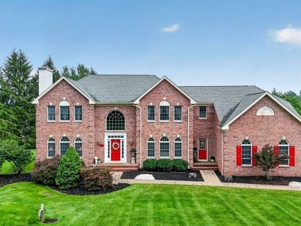 26 Shy Creek Rd, Alexandria, NJ 08867