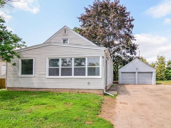 1076 MAYER STREET, Menasha, WI 54952
