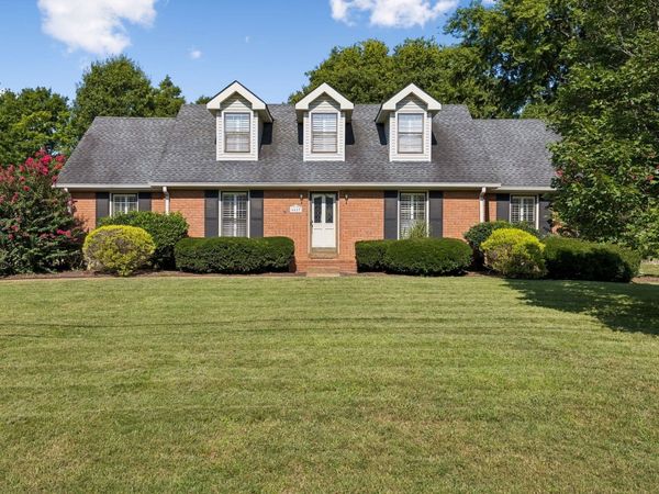 6617 N Creekwood Drive , Brentwood, TN 37027