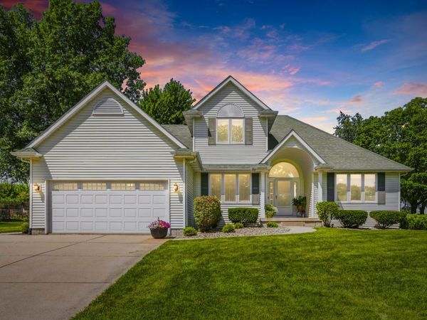 39 White Pine Road , Geneseo, IL 61254