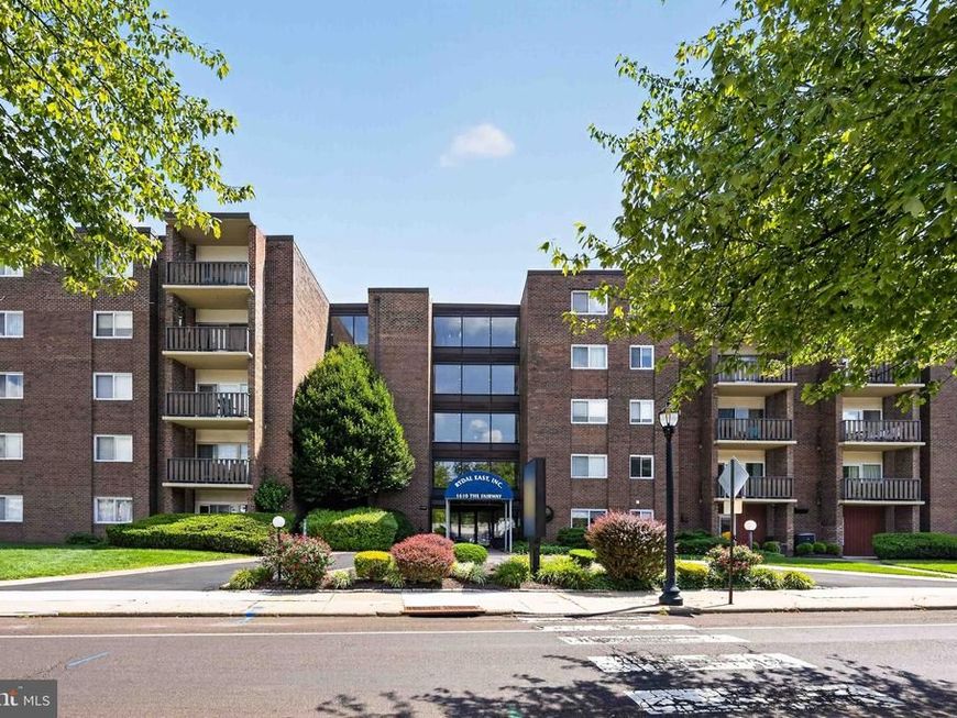 1610 The Fairway, Unit 509W, Jenkintown, PA 19046 Main Photo