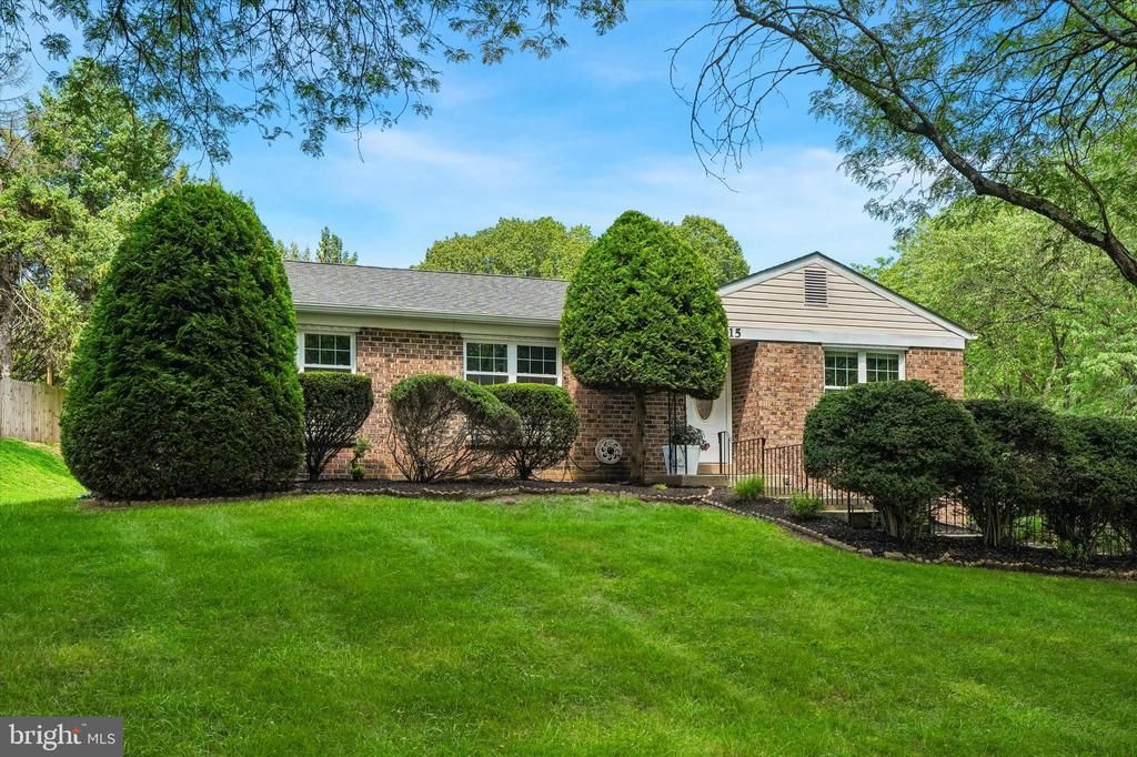 115 PLEASANT HILL ROAD, CHELTENHAM, PA 19012