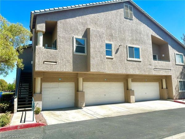 2100 Jade Creek Street, Unit 202, Las Vegas, NV 89117