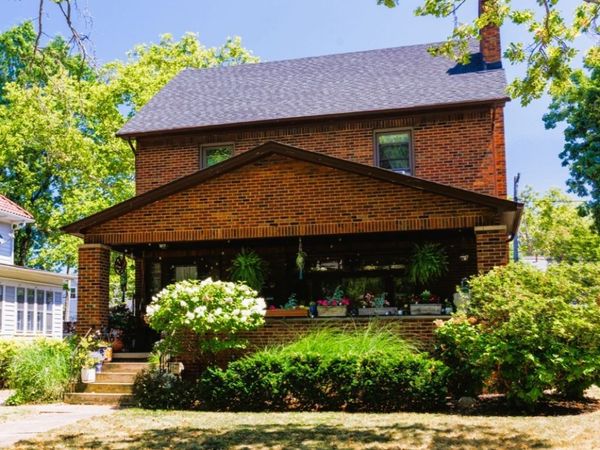2065 West Boulevard, Cleveland, OH 44102