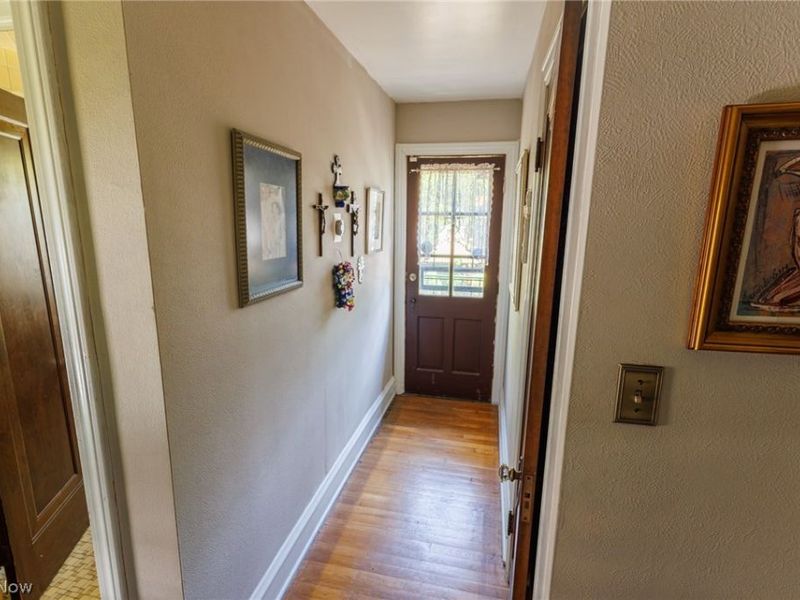2065 West Boulevard , Cleveland, OH 44102 Photo 30