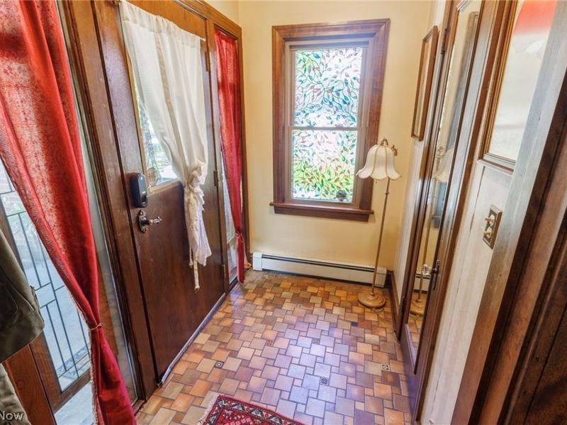 2065 West Boulevard , Cleveland, OH 44102 Photo 8