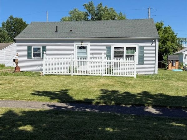 4047 Tacoma Avenue , Lorain, OH 44055
