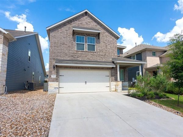2500 Roosevelt RD, Leander, TX 78641